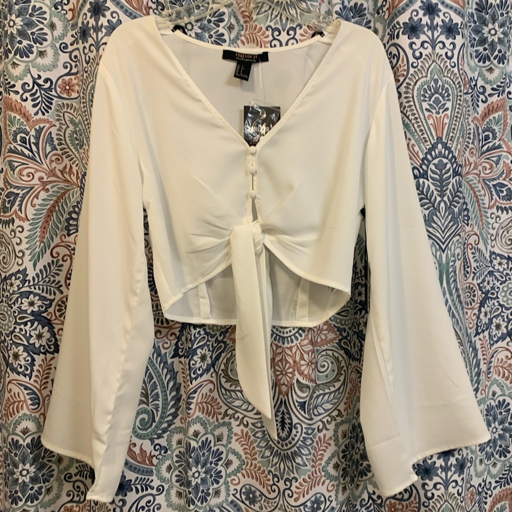 NWT White Bell Sleeve Crop Top